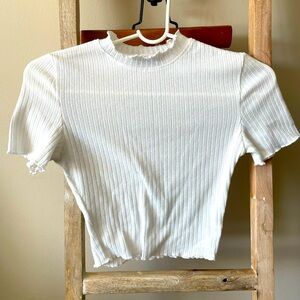 XS White Crop